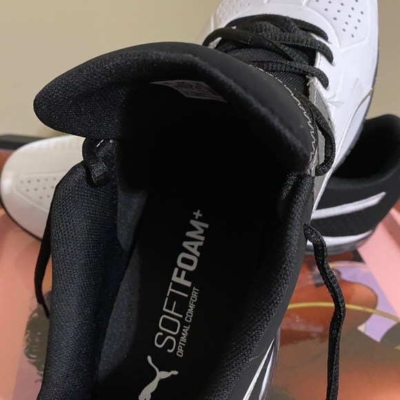 Puma Sneakers - Picture 2 of 4